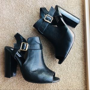 Steve Madden Kyli peep toe booties